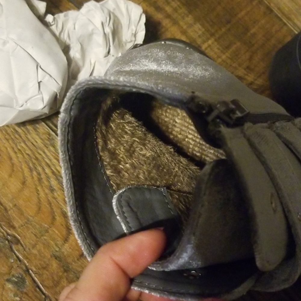 Grey booties - Picture 6 of 6
